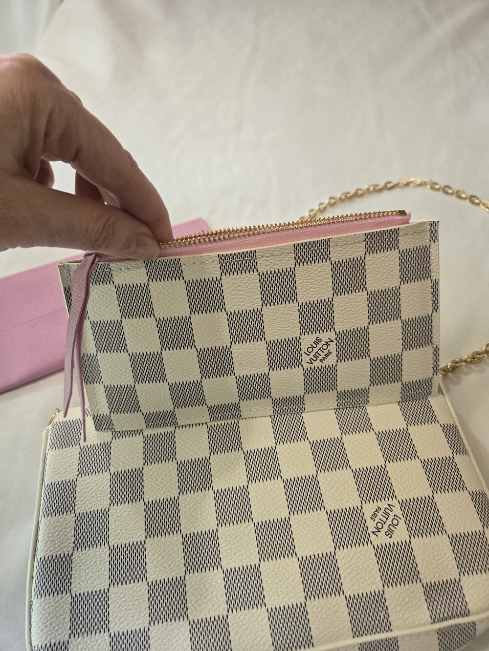 Adorable Damier Azur Pink-Trim Chain Pochette with Gold Chain - Picture 6 of 11